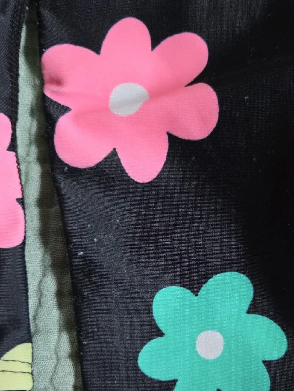 Old Navy Kids Black Long-Sleeve Floral Rash Guard Swimsuit with Pink Zipper